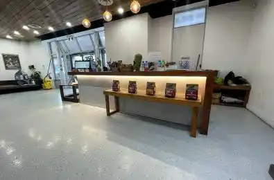 1089 Kingston Road Unit# 8 Toronto E06 Ontario M1N 4E4