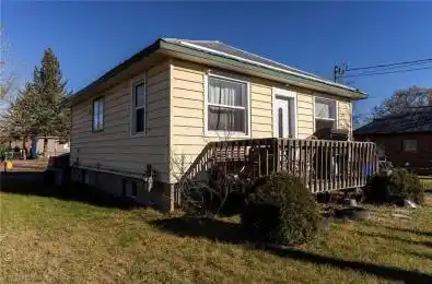 671 GORDON Street Pembroke Ontario K8A 6J7