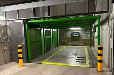 197 Yonge Street Toronto C08 Ontario M5B 0C1