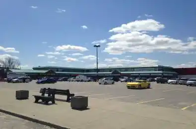 130 Davis Drive Unit# D4-5 Newmarket Ontario L3Y 2N1