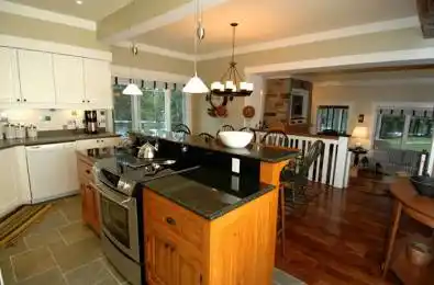 1020 Birch Glen Road Unit# Villa16 Lake of Bays Ontario P0B 1A0