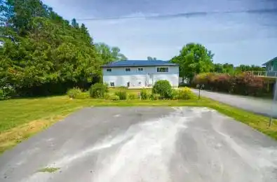 22 LAWRENCE Street Smith-Ennismore-Lakefield Ontario K9J 6X3