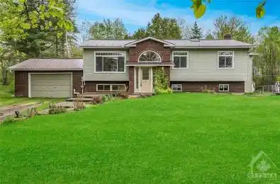 30 SUNSET Drive Rideau Lakes Ontario K7A 4S5