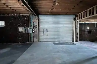 6 Nassau Street Unit# A Toronto C01 Ontario M5T 1M2