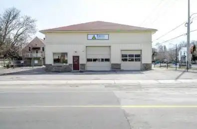 255 McDonnel Street Peterborough Central Ontario K9H 2W2