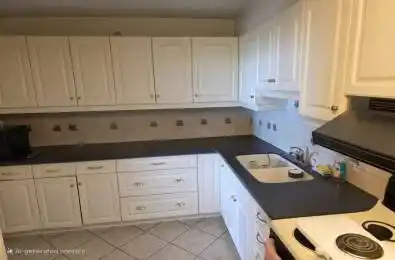 85 Emmett Avenue Unit# 1810 Toronto W04 Ontario M6M 5A2