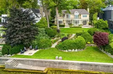 6 Ennisclare Drive Oakville Ontario L6J 4N2