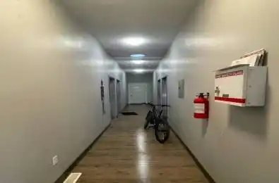 273 Thompson Road London South Ontario N5Z 2Z3