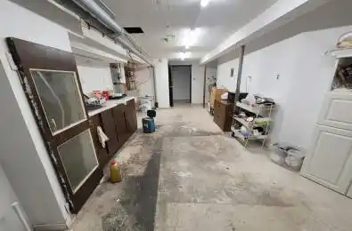 249 Ottawa Street Hamilton Ontario L8H 1Y5