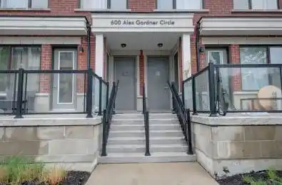 600 Alex Gardner Circle Unit# 112 Aurora Ontario L4G 3G5