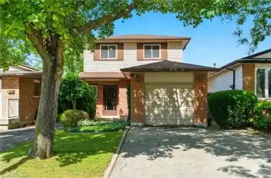 39 Megna Court Hamilton Ontario L9C 6Y6