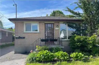 431 O'Connell Road Unit# UPPER Peterborough Ontario K9J 4E1