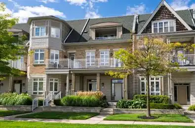 54 St Lawrence Drive Unit# 22 Mississauga Ontario L5G 4V1