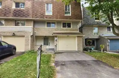 7 Poplar Crescent Unit# 104 Aurora Ontario L4G 3M4