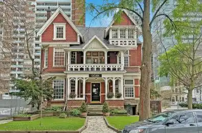 17 Isabella Street Toronto C08 Ontario M4Y 1M7