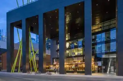 117 Peter Street Unit# 308 Toronto C01 Ontario M5V 0M3