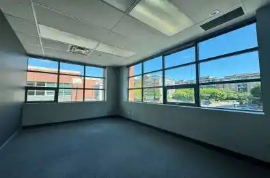 125 Lakeshore Road Unit# 302 Mississauga Ontario L5G 1E5