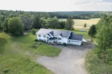 1870 SANDY BEACH Road Laurentian Valley Ontario K8A 6W8