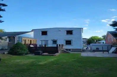 13 Pinegrove Avenue Unit# Upper Toronto E06 Ontario M1N 2G3