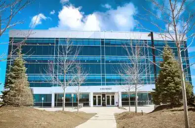 5 Via Renzo Drive Unit# Unit 100 Richmond Hill Ontario L4S 0J6