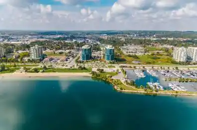 33 Ellen Street Unit# 603 Barrie Ontario L4N 6E9