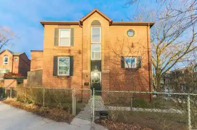 451 Broadview Avenue Toronto E01 Ontario M4K 2N3