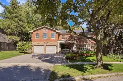 30 Bobwhite Crescent Toronto C12 Ontario M2L 2E1