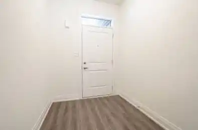 16 CLEAR VALLEY Lane Hamilton Ontario L0R 1W0