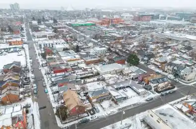 107 Robert Street Hamilton Ontario L8L 2P5