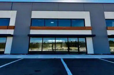 175 Melvin Robson Avenue Unit# 112 Aurora Ontario L4G 7C4