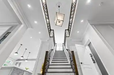 21 Lauderhill Road Brampton Ontario L6P 2Z1