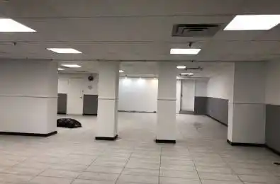 433 Comstock Road Unit# 8 Toronto E04 Ontario M1L 2H4