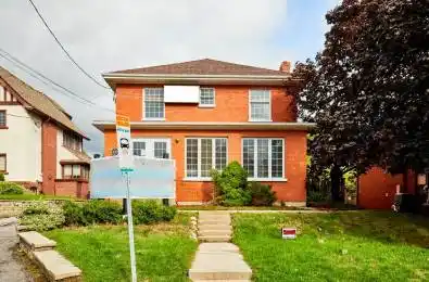 215 Simcoe Street Oshawa Ontario L1G 4T1