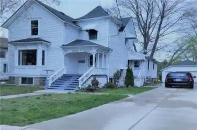 318 NELSON Street Chatham-Kent Ontario N8A 4G6