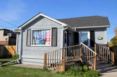 118 John Street Whitby Ontario L1N 2T3