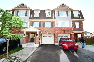 52 Vanhorne Close Brampton Ontario L7A 0X8