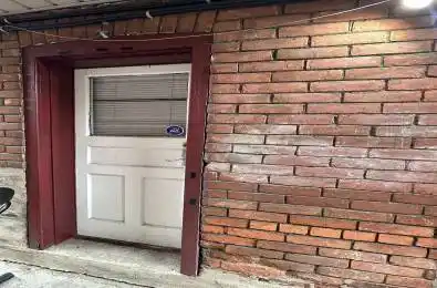 25 Barnesdale Avenue Unit# bsmt Hamilton Ontario L8M 2V1