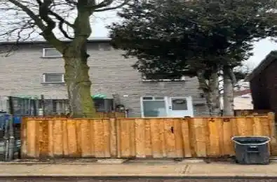 48 Carr Street Toronto C01 Ontario M5T 1B7