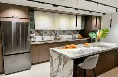 3303 Don Mills Road Unit# 2407 Toronto C15 Ontario M2J 4T6