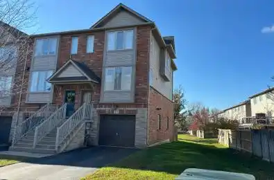 15 CHAPMAN Lane Hamilton Ontario L9G 0A5