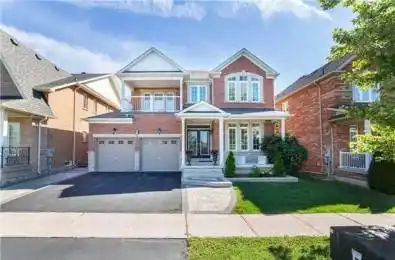 9 Alfred Paterson Drive Markham Ontario L6E 1K4
