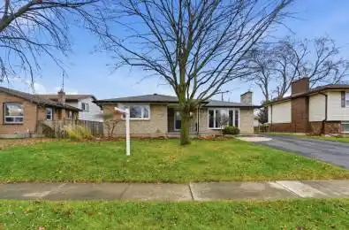 22 Colonial Street Welland Ontario L3C 5W5