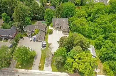 1440 Hurontario Street Mississauga Ontario L5G 3H4