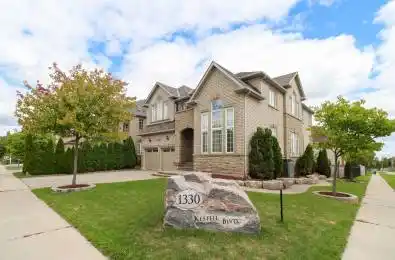 1330 Kestell Boulevard Oakville Ontario L6H 0C8