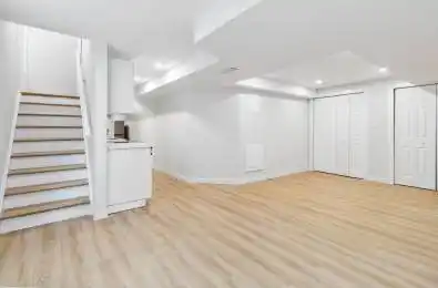 397 Scott Boulevard Unit# Basmt Milton Ontario L9T 0T0