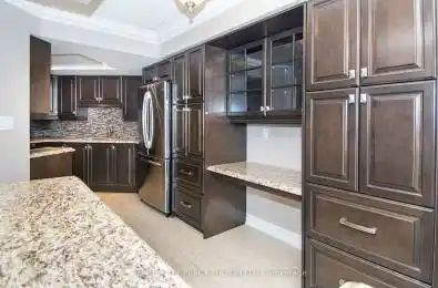 5 Concorde Place Unit# 2105 Toronto C13 Ontario M3C 3M8