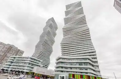 3900 Confederation Parkway Unit# 4003 Mississauga Ontario L5B 0M3