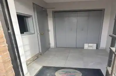 167 Limestone Crescent Toronto W05 Ontario M3J 2S4