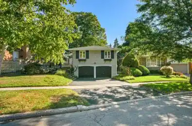 5 Landfair Crescent Toronto E09 Ontario M1J 3A6