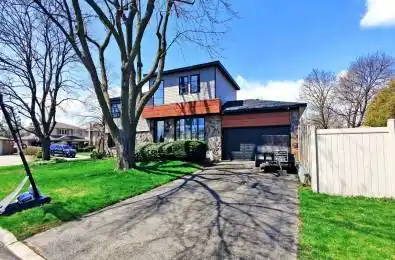 35 Palgrave Crescent Brampton Ontario L6W 1E1